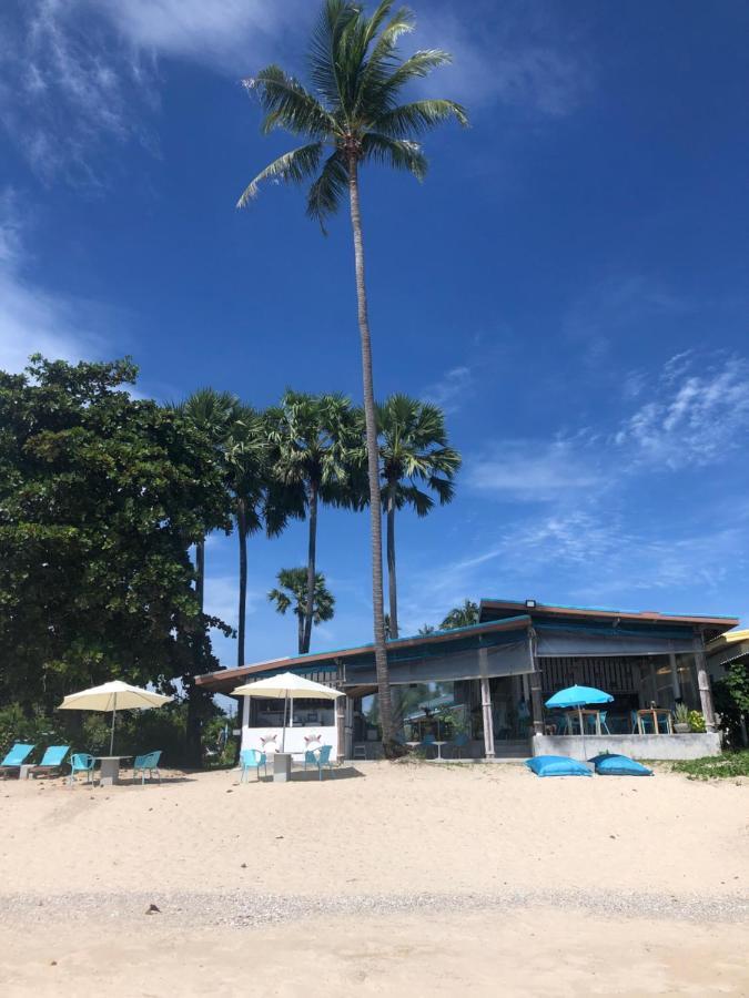 Le Petit Saint Tropez Hotel Khanom Eksteriør billede