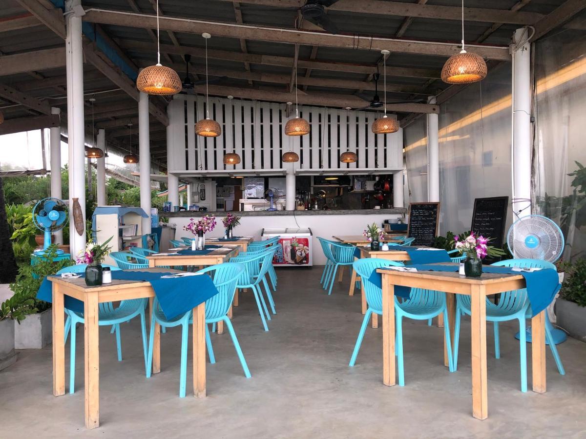 Le Petit Saint Tropez Hotel Khanom Eksteriør billede