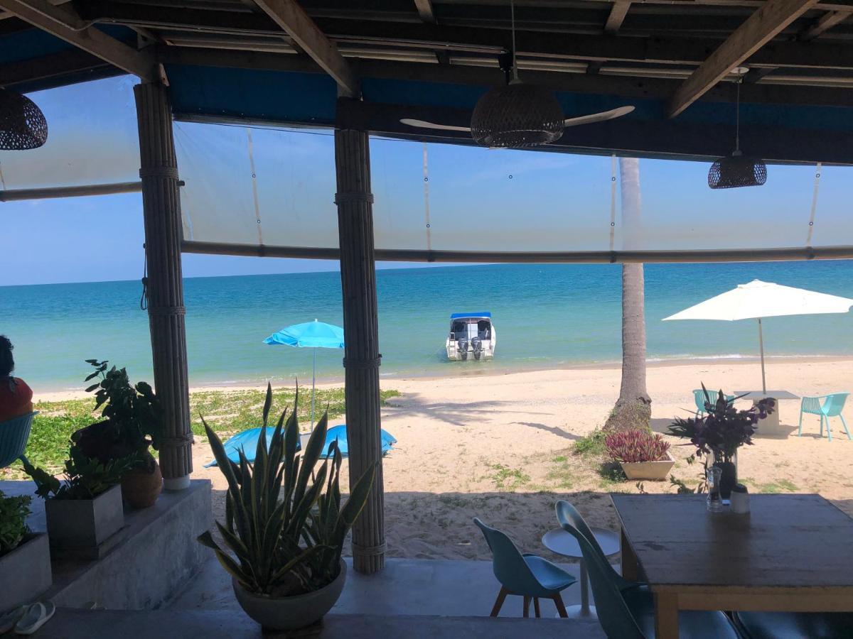 Le Petit Saint Tropez Hotel Khanom Eksteriør billede