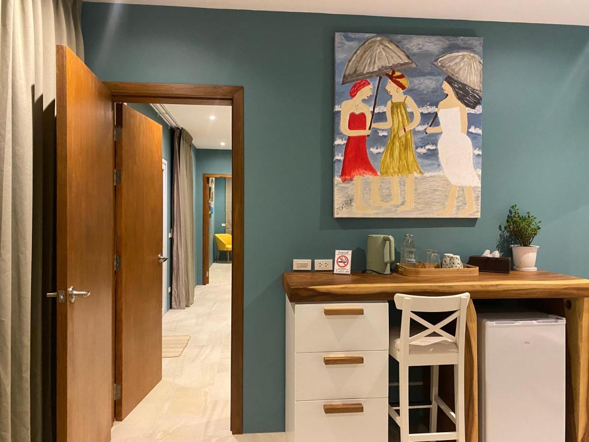 Le Petit Saint Tropez Hotel Khanom Eksteriør billede